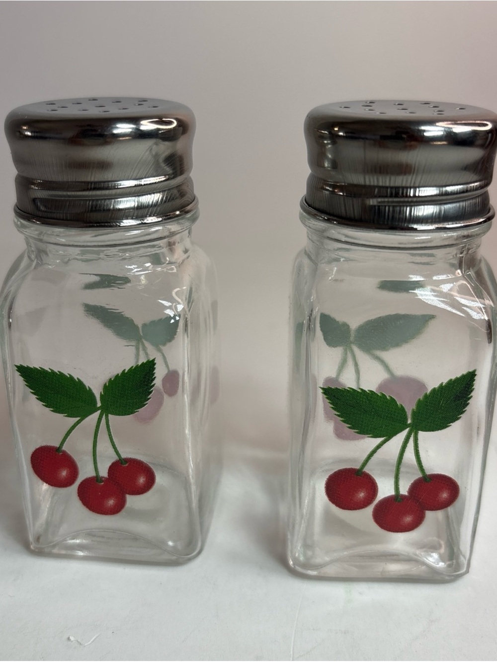 Vtg Retro Glass Salt & Pepper Shaker Set Red Cherries Handpainted French Country